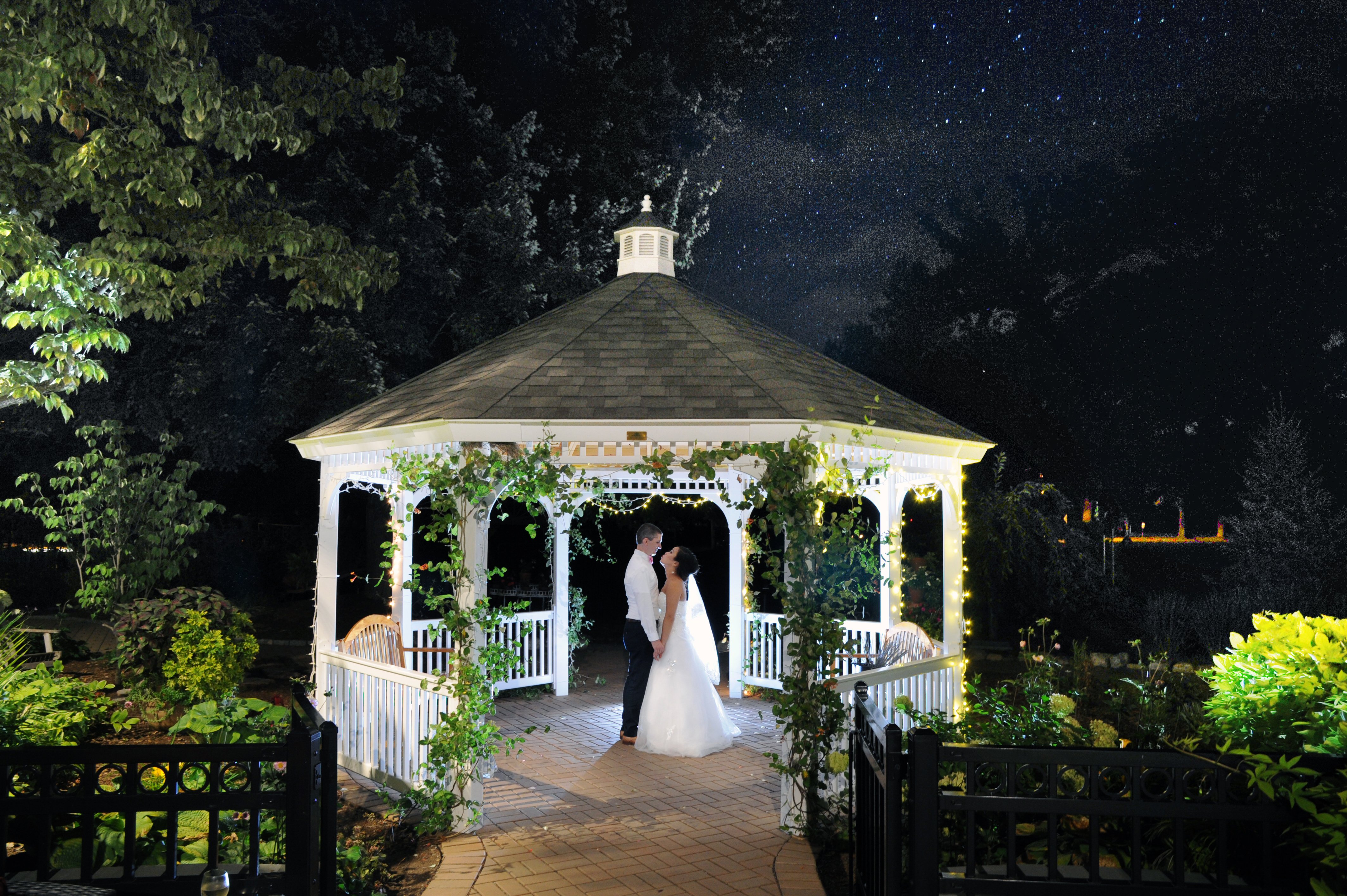 Wedding Photography at The Pond House Cafe, West Hartford, CT